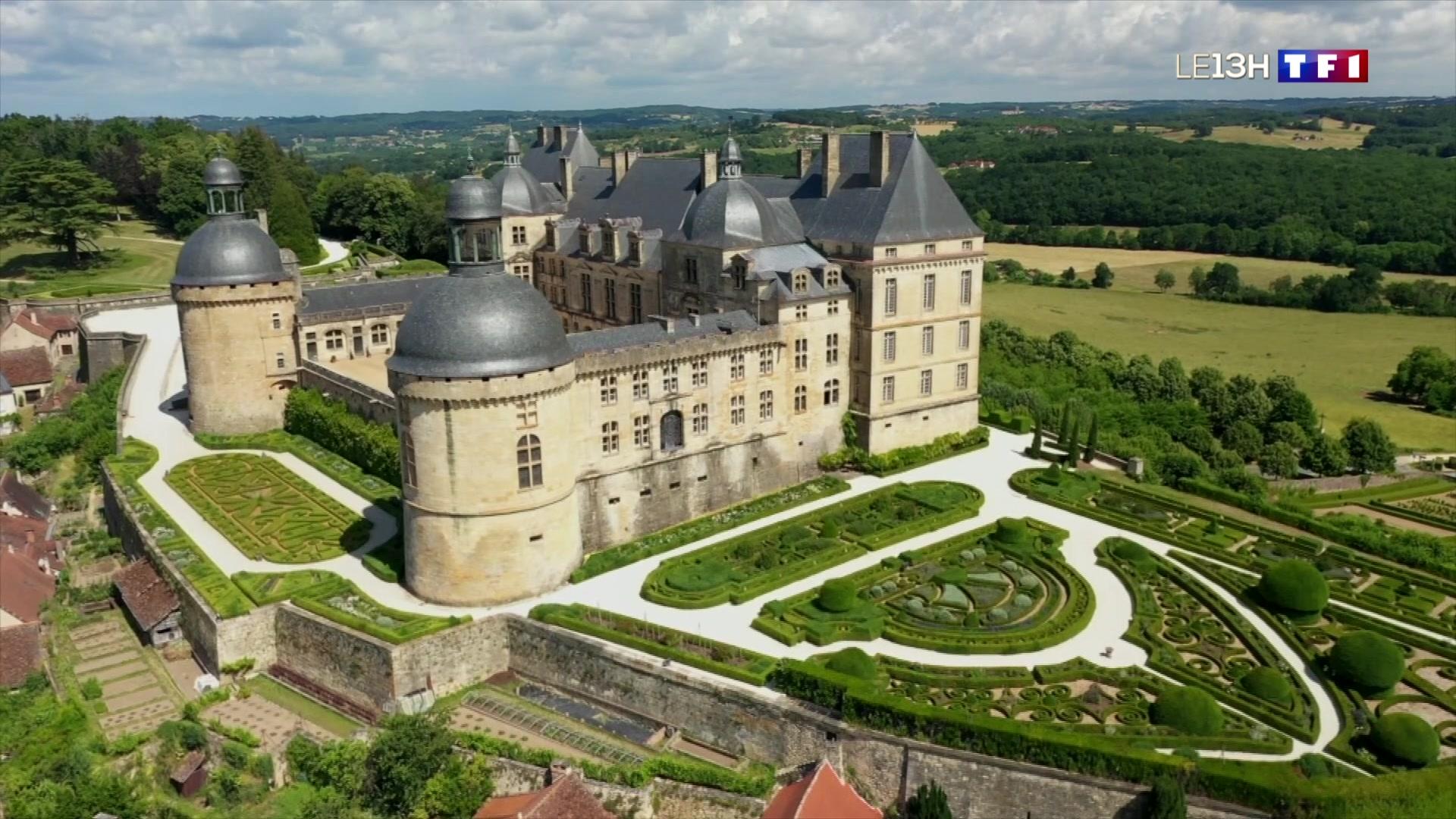 Étape 1 : Goûter à la vie de château